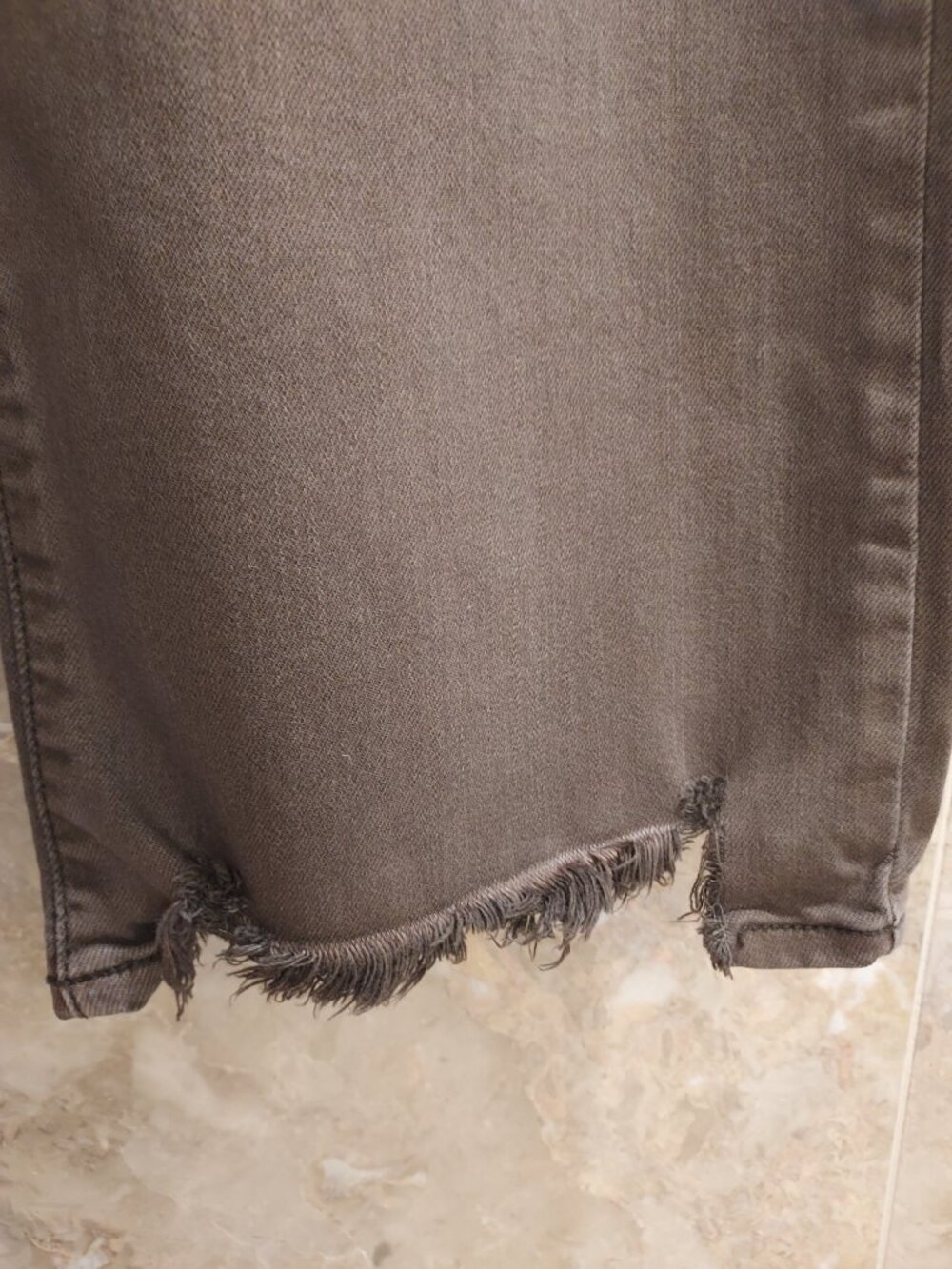 Judy Blue High-Rise Straight Leg Dark Brown Jeans Frayed Hem Size 7/28 #JB82531C - Picture 4 of 8